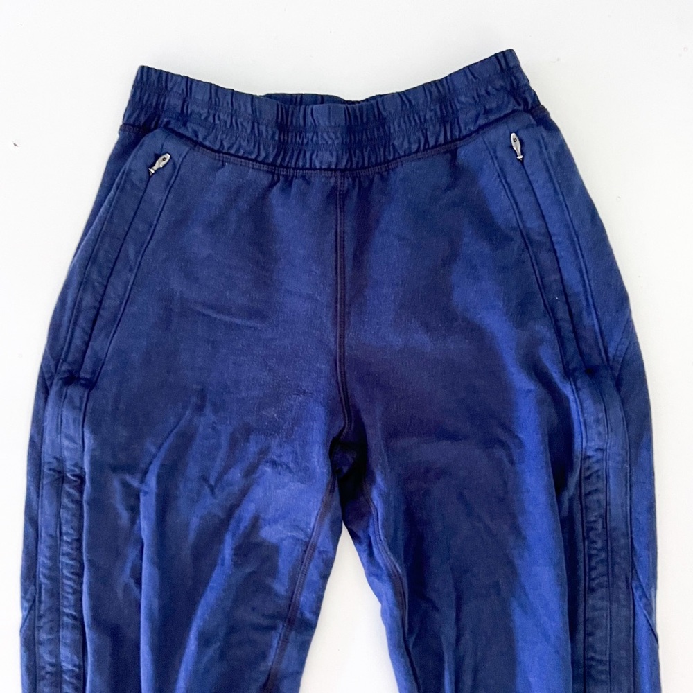Lululemon Take Ten 7/8 Pant Joggers Blue - Picture 2 of 7